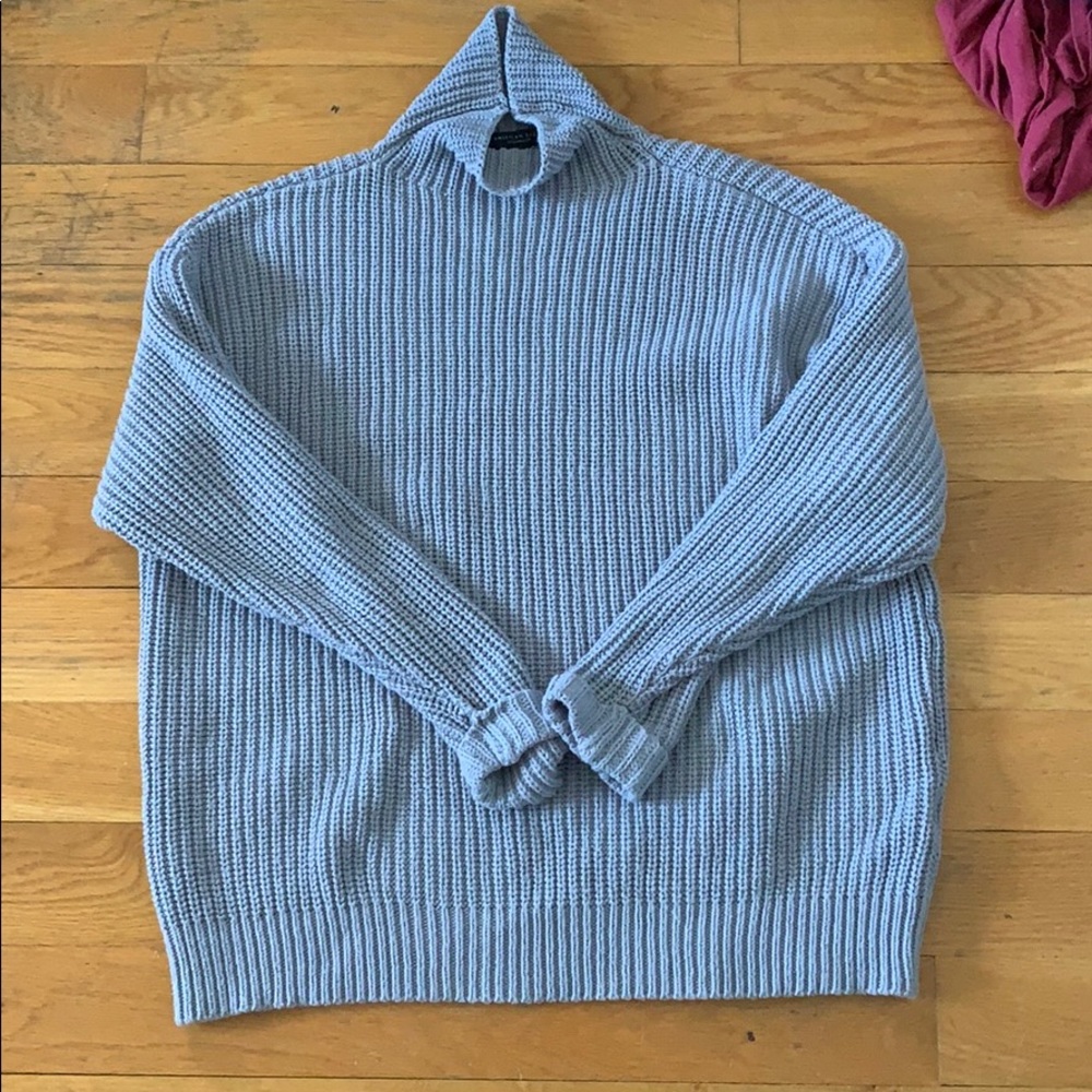 Turtle neck sweater